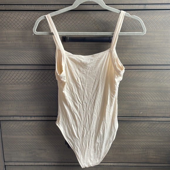 Topshop Rouched Bodysuit - Picture 2 of 7